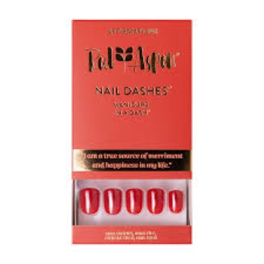 Red Aspen Kadia is Merry Nail Dashes NIB
